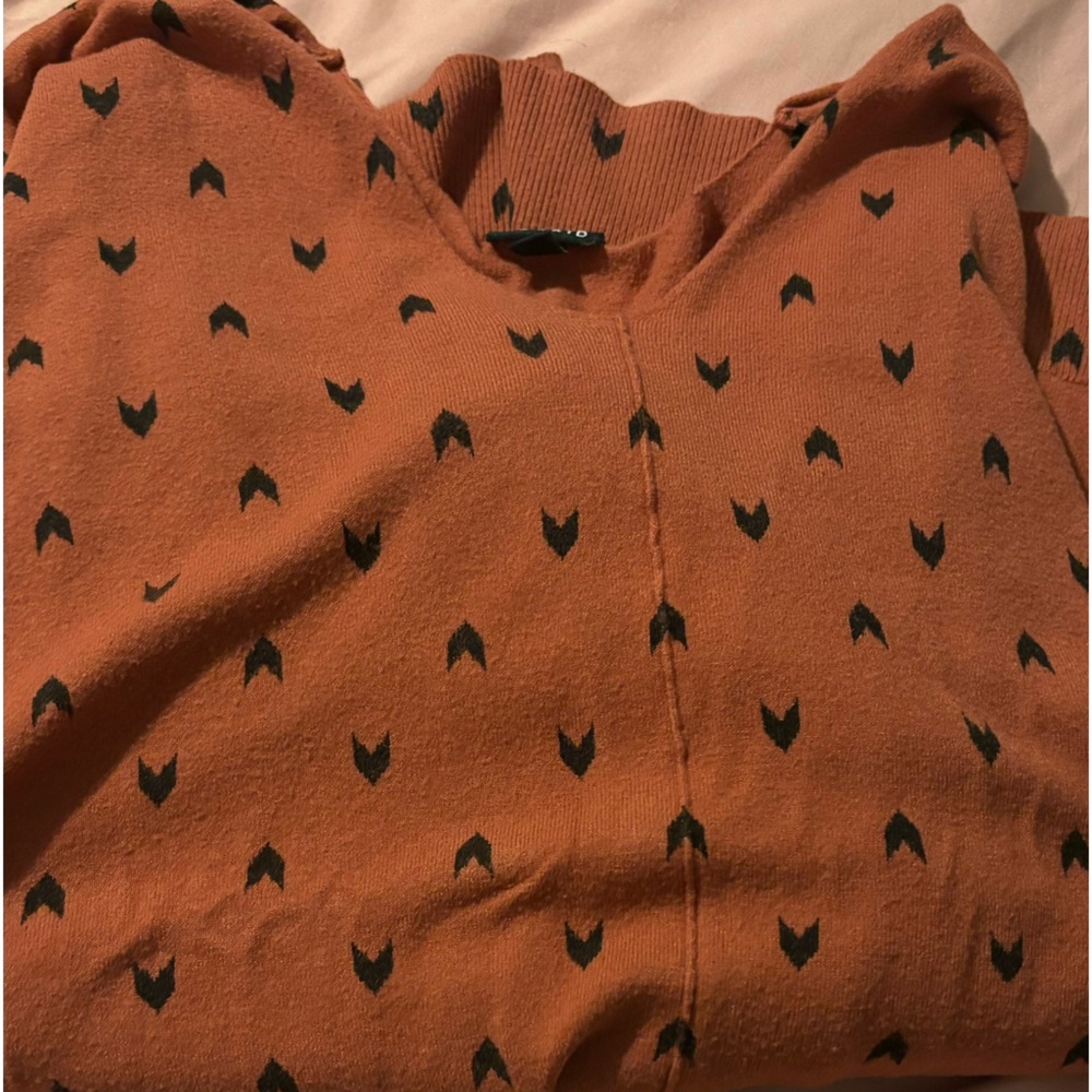 1xl torrid sweater